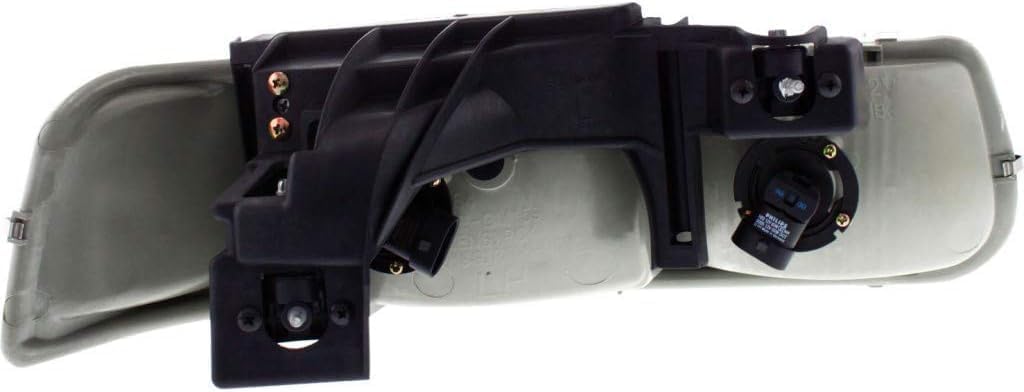 Front Head Light Assembly + Park Lamp Left Driver & Right Passenger Side Direct Replacement Compatible With 1999-2002 Chevrolet Silverado / 2000-2006 Tahoe GM2502187 GM2503187