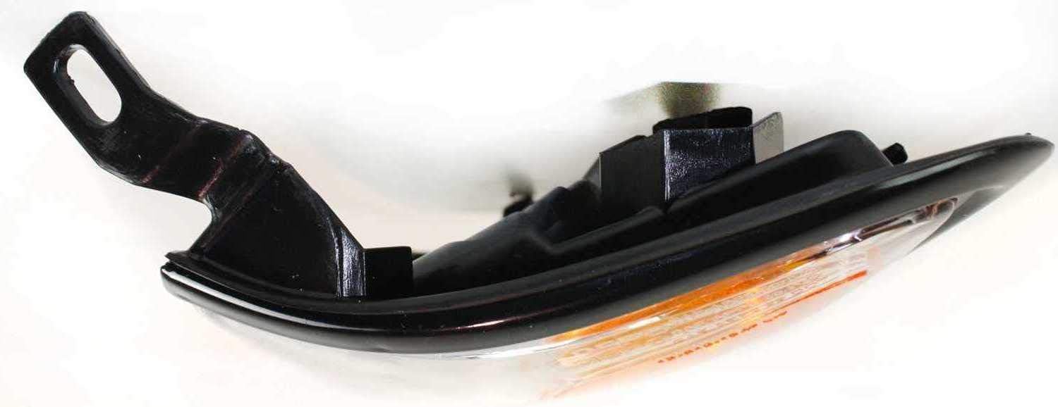Front Corner Light Assembly With Black Trim Left Driver Side Direct Replacement Compatible With 2001-2004 Toyota Tacoma TO2520163 8162004090C0