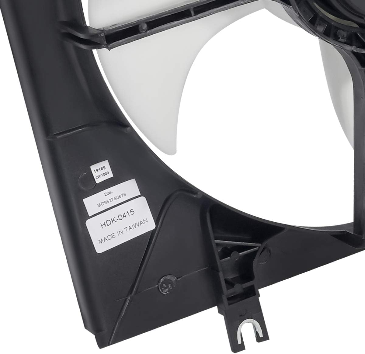 Front Radiator Cooling Fan & Motor Assembly Right passenger Side Direct Replacement Compatible With 1997-2001 Honda CR-V HO3115106 19015P3F004-PFM
