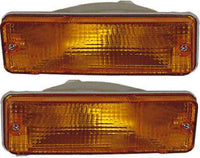 Set Of 2 Front Signal Lamp Assembly Left Driver & Right Passenger Side Direct Replacement Compatible With 1984-1989 Toyota 4Runner TO2521105 TO2530106 8151089130 8152089130