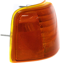 Front Corner Light Right Passenger Side Direct Replacement Compatible With 1993-1997 Ford Ranger FO2521116 F37Z13200B