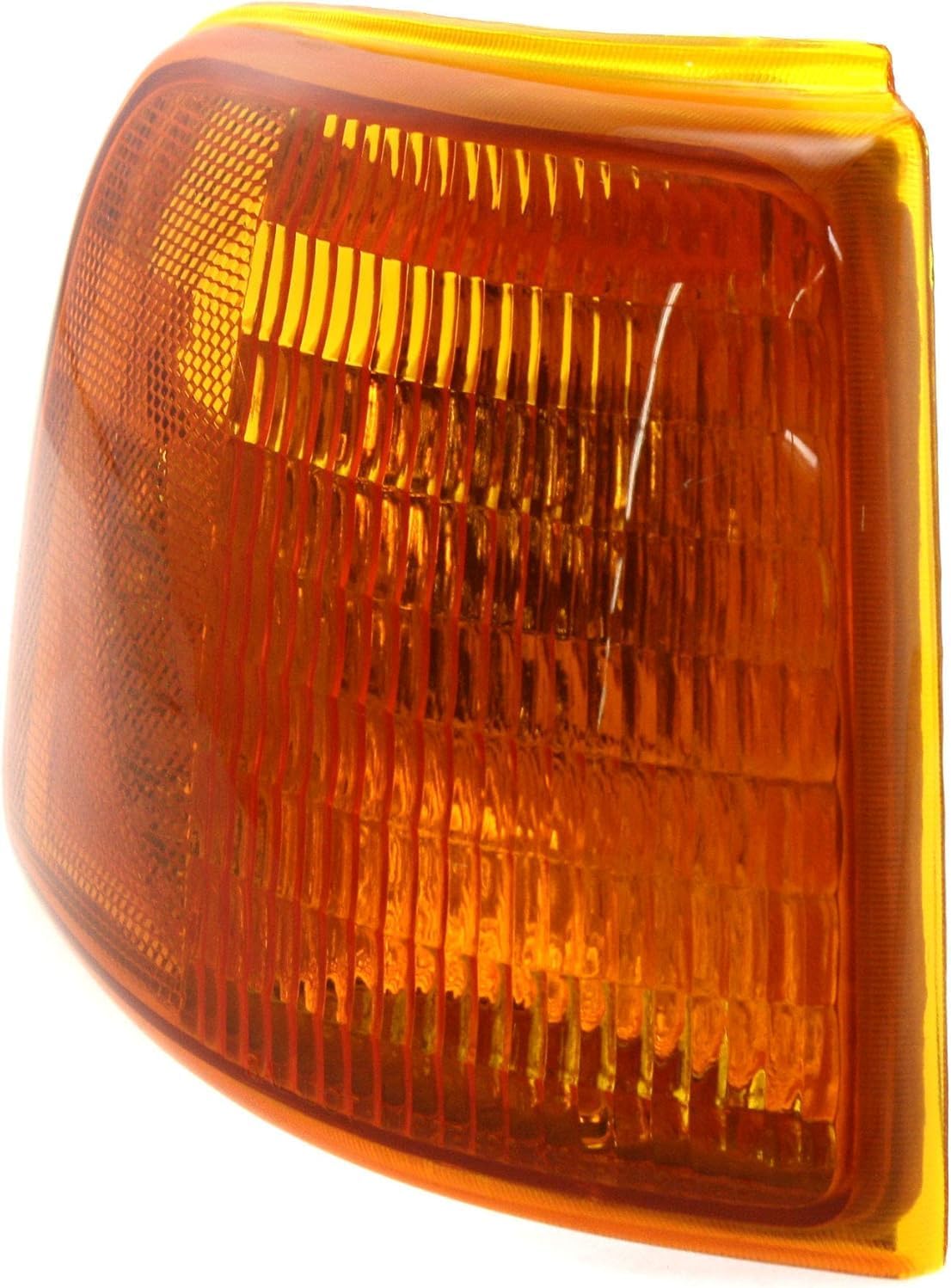 Front Corner Light Right Passenger Side Direct Replacement Compatible With 1993-1997 Ford Ranger FO2521116 F37Z13200B