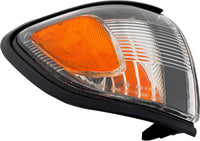 Front Corner Light Assembly Right Passenger Side Direct Replacement Compatible With 2001-2004 Toyota Tacoma TO2521163 8161004090C0